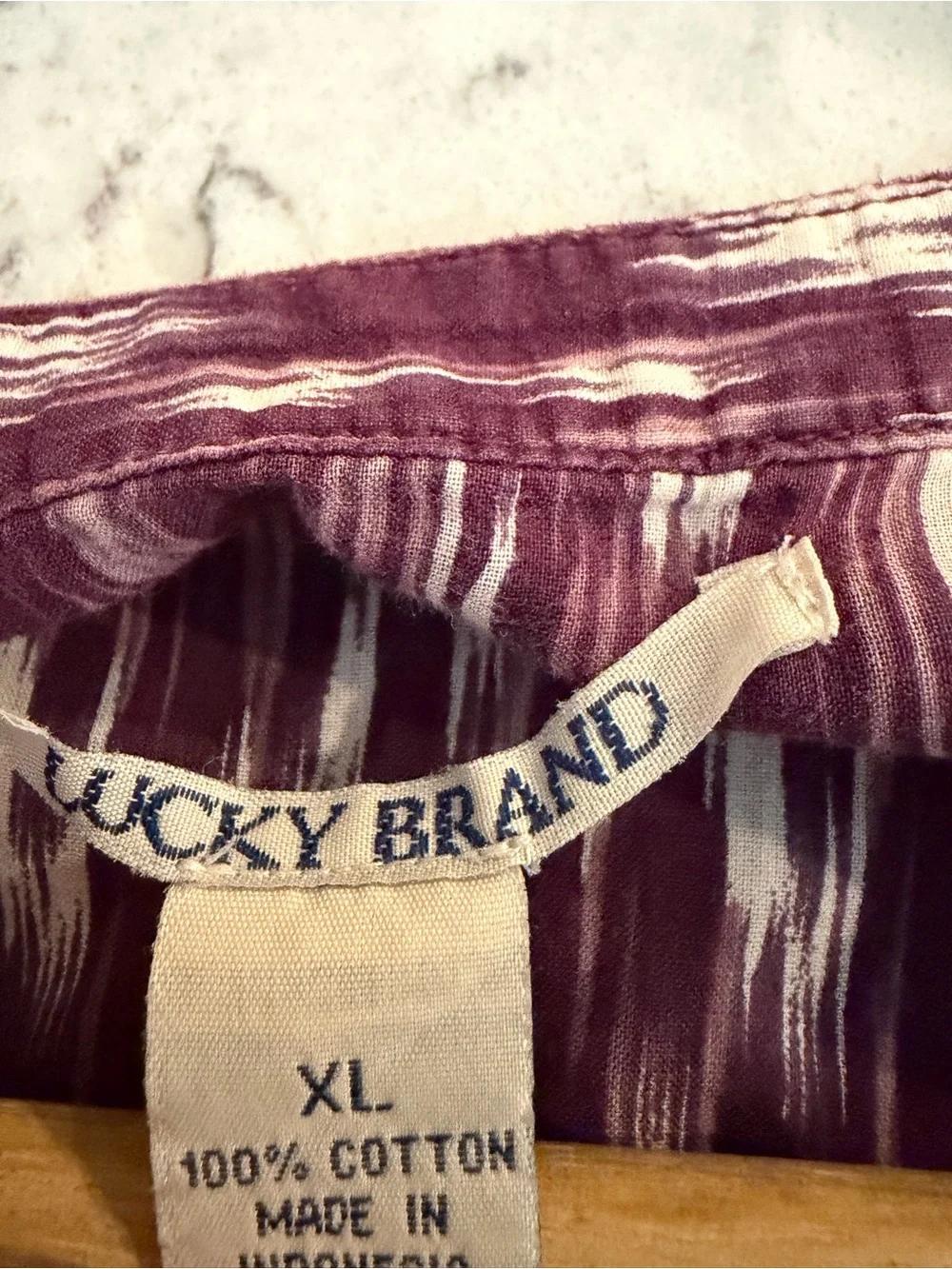 Lucky Brand Purple and White Patterned V-Neck Blouse - Picture 4 of 4